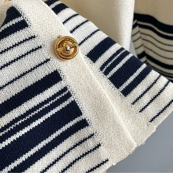 St. John Collection Vintage Nautical Cream & Navy Knit Collared Cardigan - Picture 2 of 4